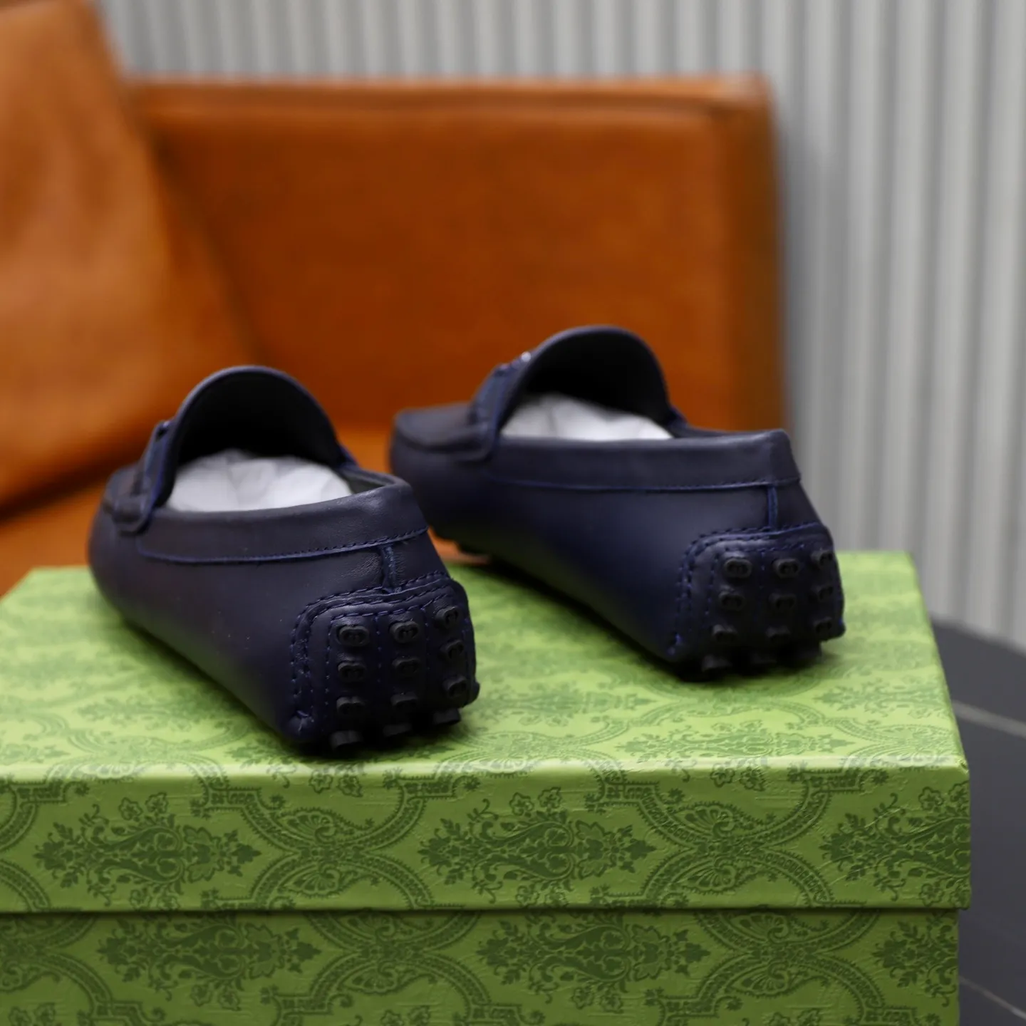 Ex-factory price: 460💰[GUCCI] Gucci ⚠️High-end men’s driving and pedal series ⚠️38-44 (customized for 45) ⚠️All original cowhide leather! Thick and soft! Made entirely of calfskin lining! Rubber sheet anti-slip beanie sole! Three-dimensional package technology! Fashionable and classic! Handicrafts! Original high quality! Feel free to compare!